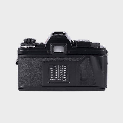 Minolta X-700 35mm SLR Film Camera with 28mm f2.8 Lens