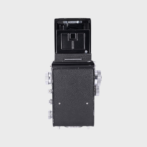 Yashica-635 Medium Format TLR film camera with 80mm f3.5 lens