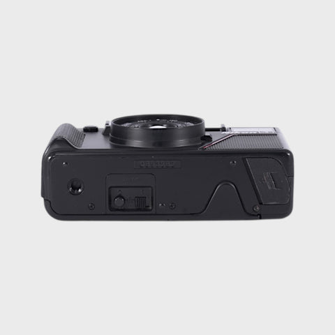 Nikon L35 AF 35mm Point & Shoot film camera with 35mm f2.8 lens