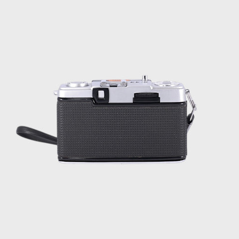 Olympus Pen EE-2 35mm half-frame film camera with 28mm f3.5 lens