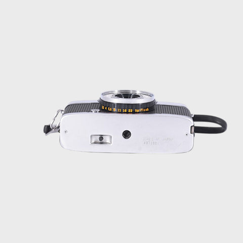 Olympus Pen EE-2 35mm half-frame film camera with 28mm f3.5 lens