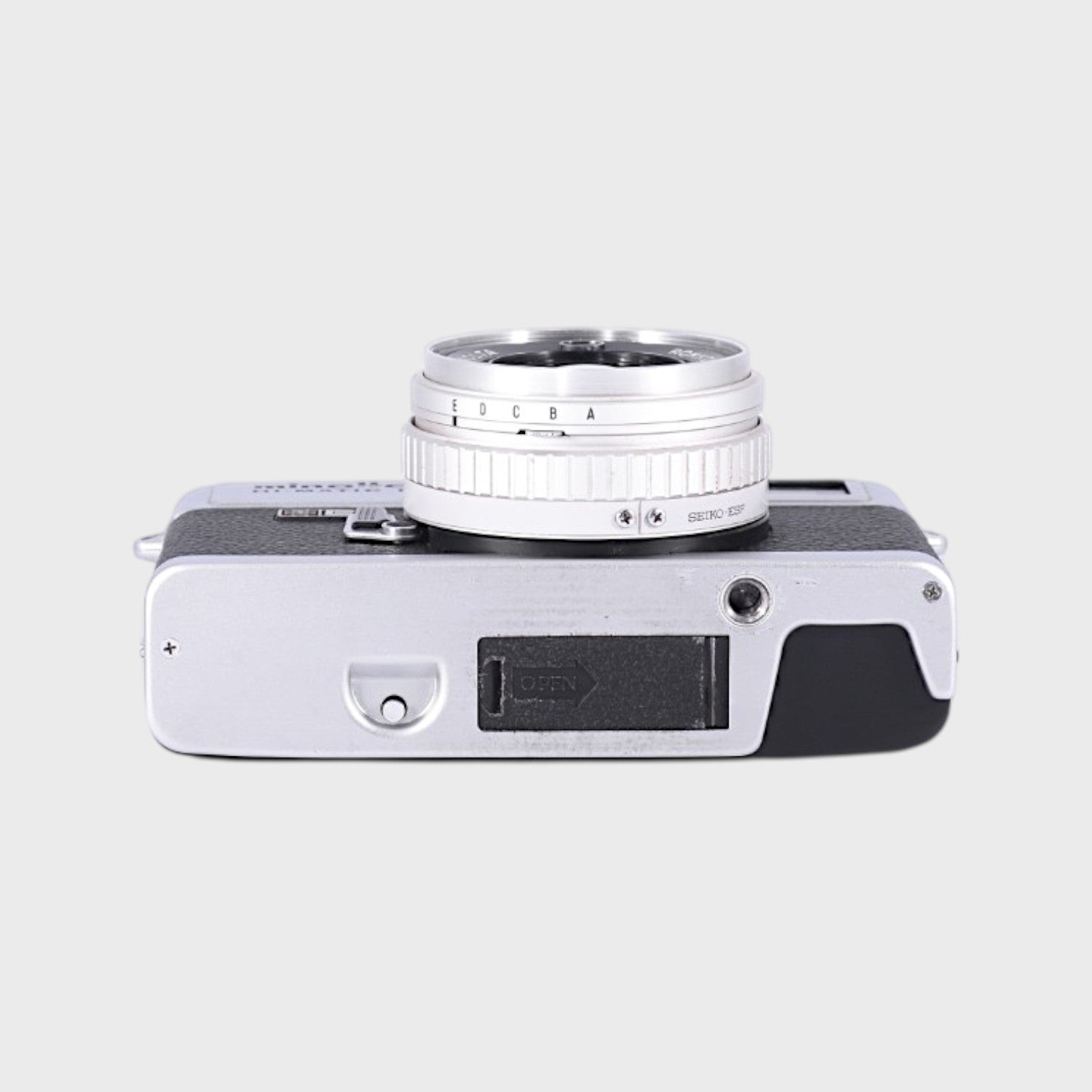 Minolta Hi-Matic E 35mm Rangefinder film camera with 40mm f1.7