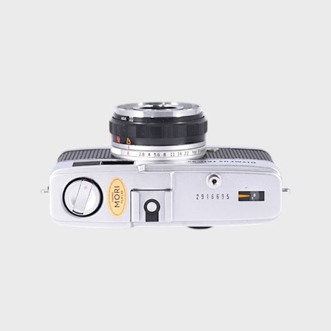 Olympus Trip 35 35mm Point and Shoot Film Camera with 40mm f2.8 Lens