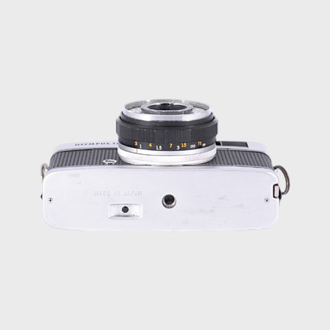 Olympus Trip 35 35mm Point and Shoot Film Camera with 40mm f2.8 Lens