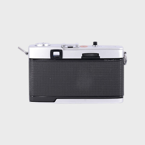 Olympus Trip 35 35mm Point and Shoot Film Camera with 40mm f2.8 Lens