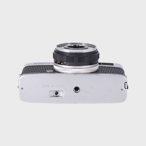 Olympus Trip 35 35mm Point and Shoot Film Camera with 40mm f2.8 Lens