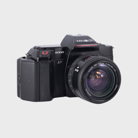 Minolta 5000 AF 35mm SLR film camera with 35-105mm lens