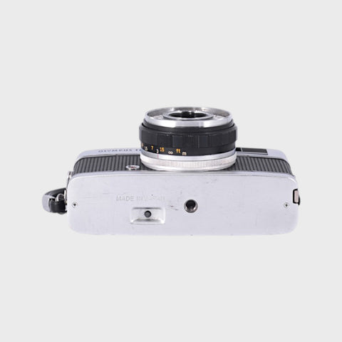 Olympus Trip 35 35mm Point and Shoot Film Camera with 40mm f2.8 Lens