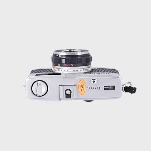 Olympus Trip 35 35mm Point and Shoot Film Camera with 40mm f2.8 Lens