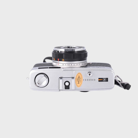 Olympus Trip 35 35mm Point and Shoot Film Camera with 40mm f2.8 Lens