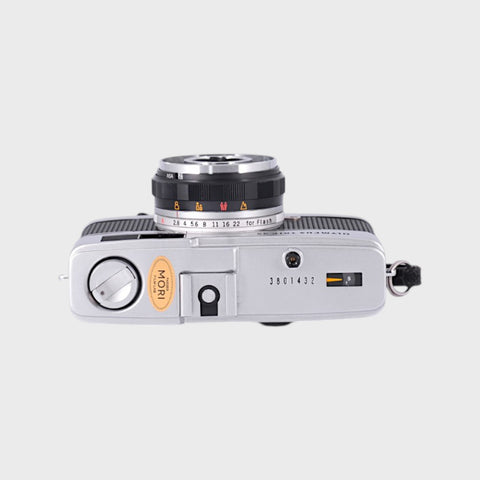 Olympus Trip 35 35mm Point and Shoot Film Camera with 40mm f2.8 Lens