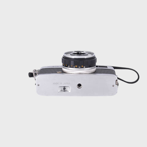 Olympus Trip 35 35mm Point and Shoot Film Camera with 40mm f2.8 Lens
