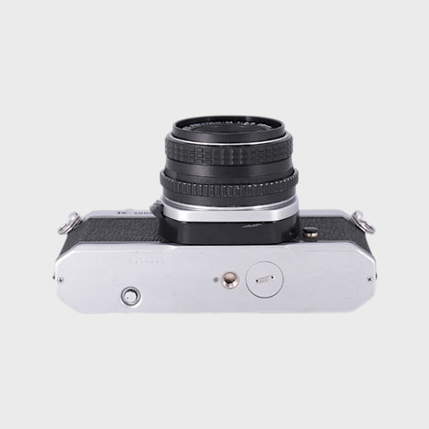 Pentax K1000 35mm SLR film camera with 28mm f2.8 lens
