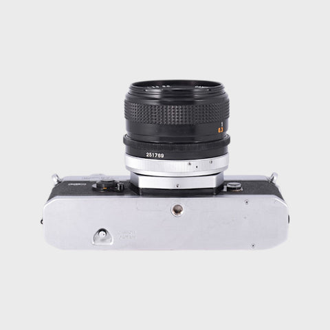 Canon FTb QL 35mm SLR film camera with 28mm f2.8 lens