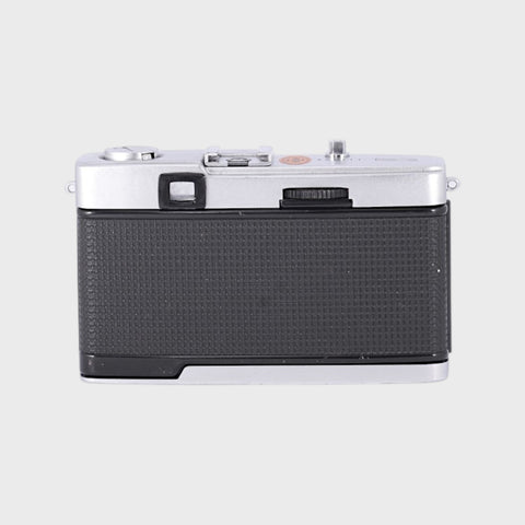 Olympus Trip 35 35mm Point and Shoot Film Camera with 40mm f2.8 Lens