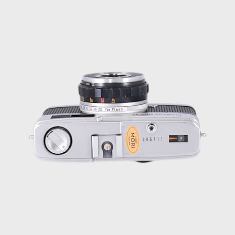 Olympus Trip 35 35mm Point and Shoot Film Camera with 40mm f2.8 Lens