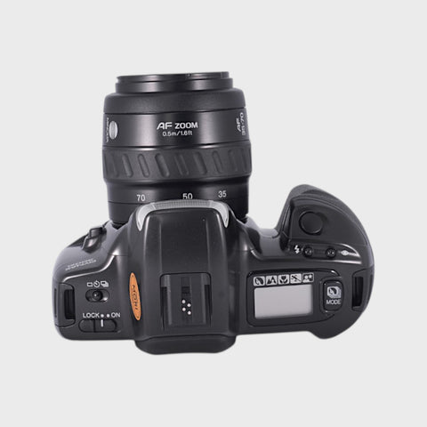 Minolta Dynax 300si 35mm SLR film camera with 35-70mm f3.5-4.5 lens