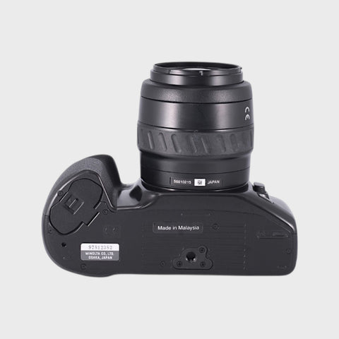 Minolta Dynax 300si 35mm SLR film camera with 35-70mm f3.5-4.5 lens