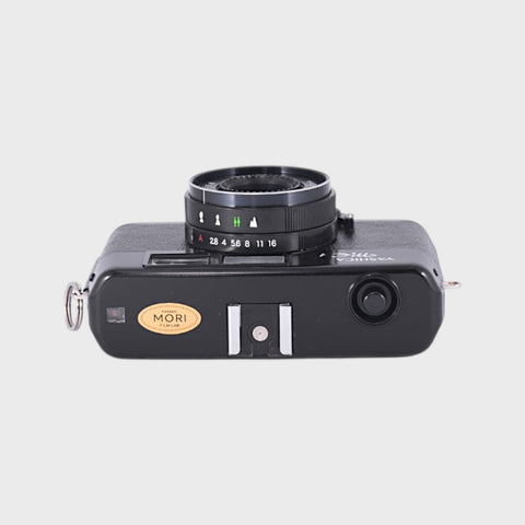 Yashica ME 1 35mm rangefinder film camera with 38mm f2.8 lens