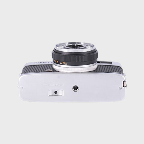 Olympus Trip 35 35mm Point and Shoot Film Camera with 40mm f2.8 Lens
