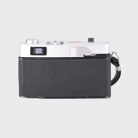 Fujica 35 FS 35mm Point & Shoot Film Camera with 35mm f2.8 Lens with Fujicolor Strobo S Flash