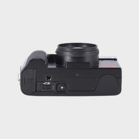 Canon AF35 ML 35mm point & shoot film camera with 40mm f1.9 lens