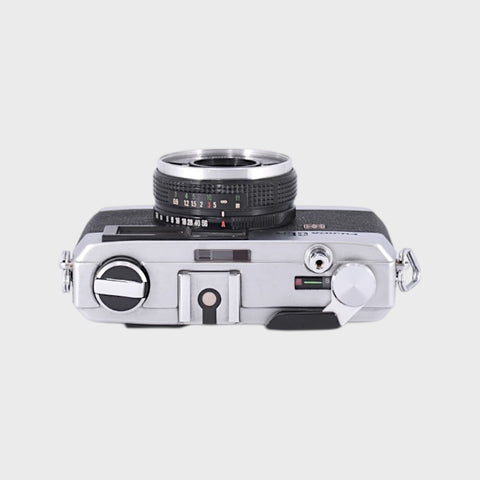 Fujica GEr 35mm rangefinder film camera with 38mm f2.8 lens
