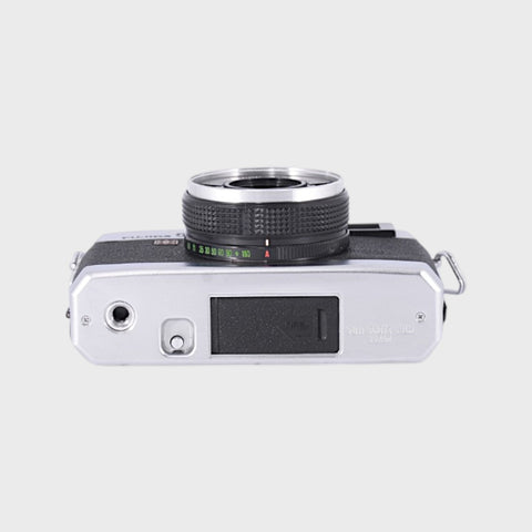 Fujica GEr 35mm rangefinder film camera with 38mm f2.8 lens