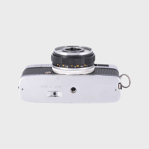 Olympus Trip 35 35mm Point and Shoot Film Camera with 40mm f2.8 Lens