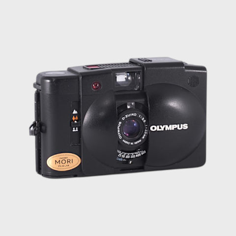 Olympus XA2 35mm rangefinder film camera with 35mm f3.5 lens
