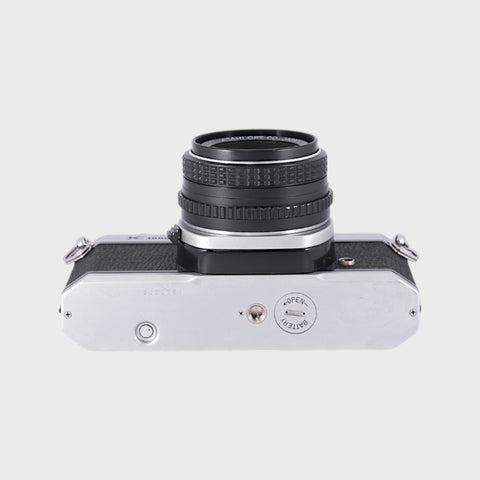 Pentax K1000 35mm SLR film camera with 50mm f2 lens