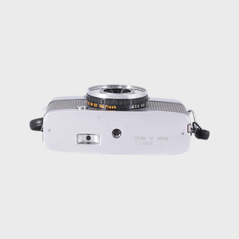 Olympus Pen EE-2 35mm half-frame film camera with 28mm f3.5 lens