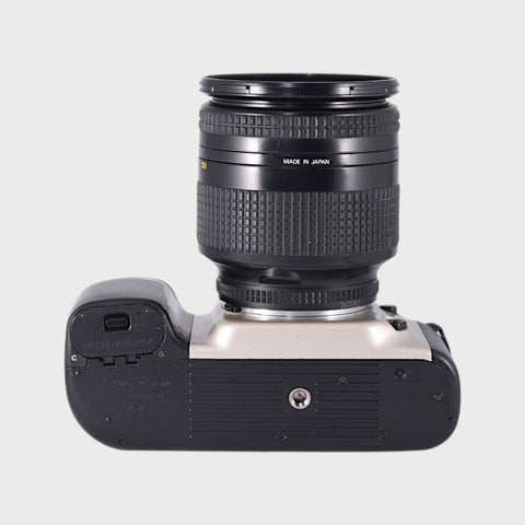Nikon F50 35mm SLR film camera with 28-200mm f3.5-5.6 lens