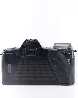 Minolta Alpha 7700i 35mm SLR film camera with 35-105mm lens