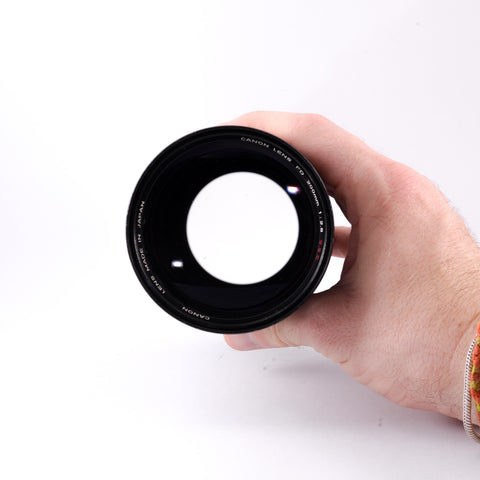 Canon FD 200mm f2.8 SSC Tele lens