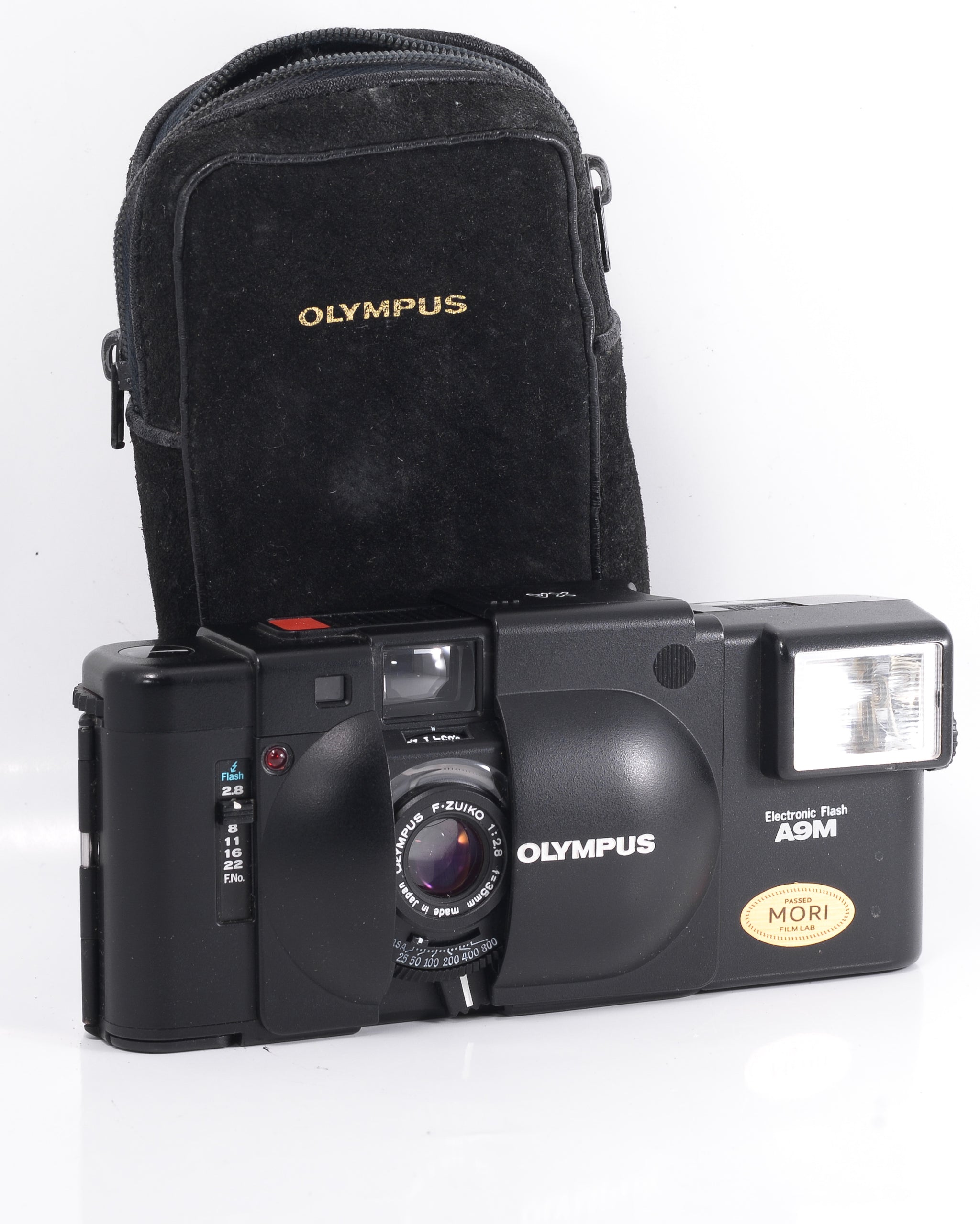 Olympus XA & F.Zuiko 35mm 2.8